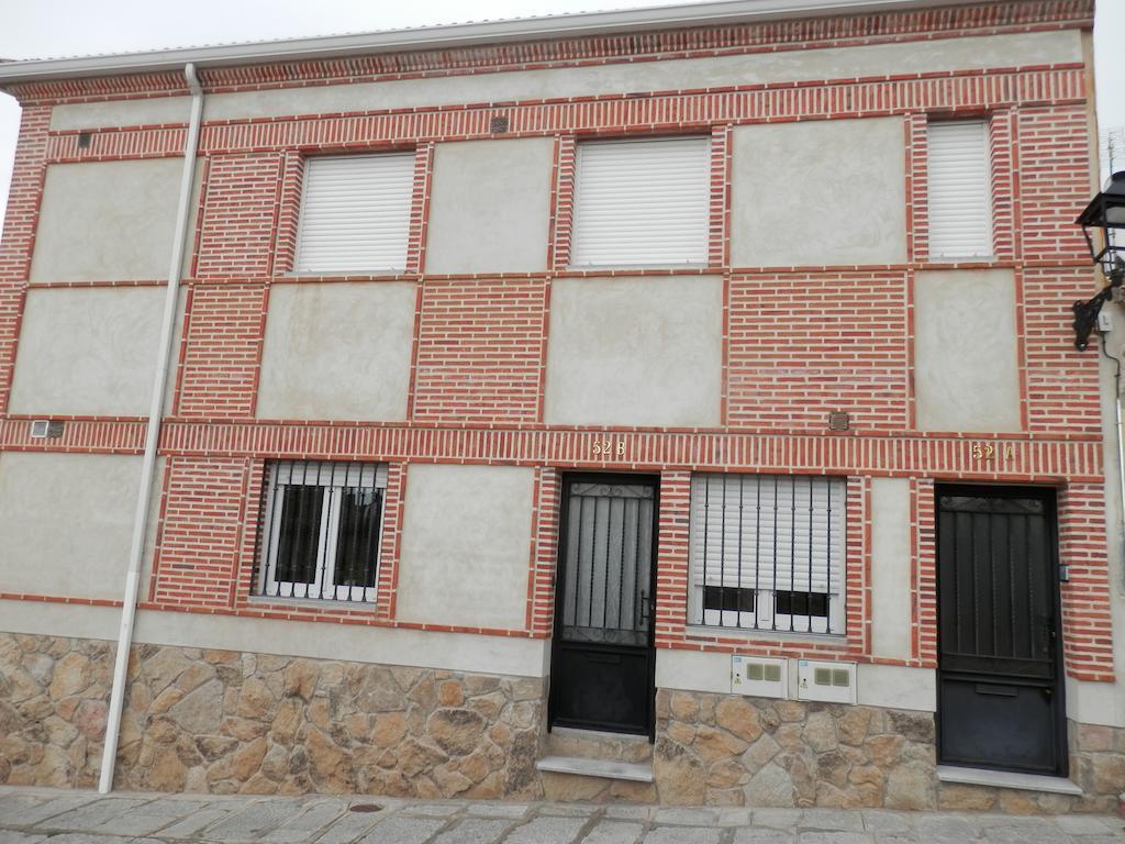Vut Los Telares Muralla Ávila 部屋 写真